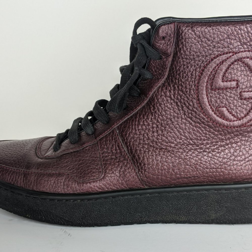 Gucci Burgundy boots size 381/2 (runs a bit large)